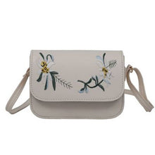 Load image into Gallery viewer, Flower Embroidery Handbag